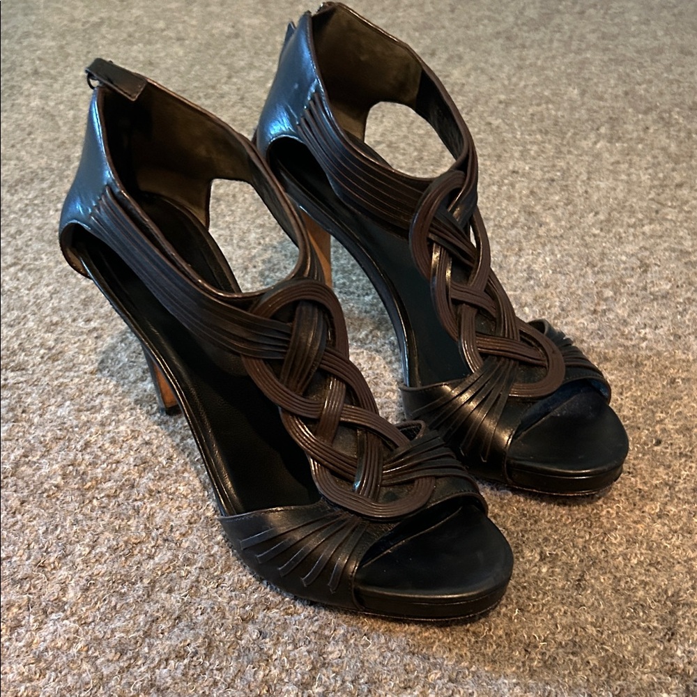 Gorgeous Black Strappy Women's Heels